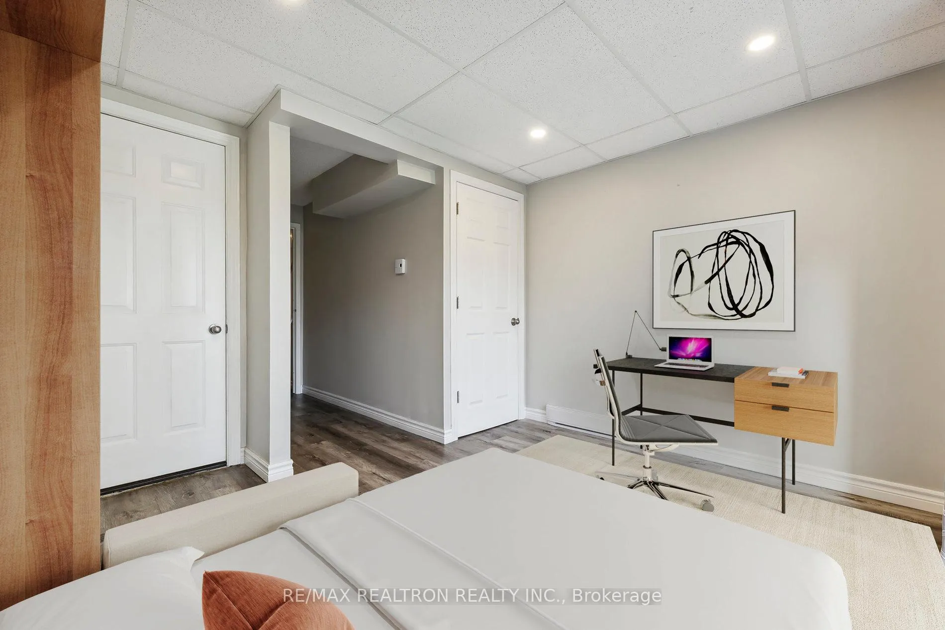 Photo 4 of Unit 31, 221 Ormond Drive, Oshawa, Samac — HOMEH