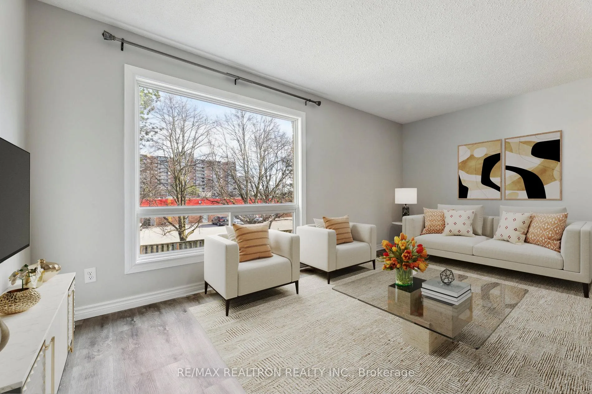 Photo 5 of Unit 31, 221 Ormond Drive, Oshawa, Samac — HOMEH