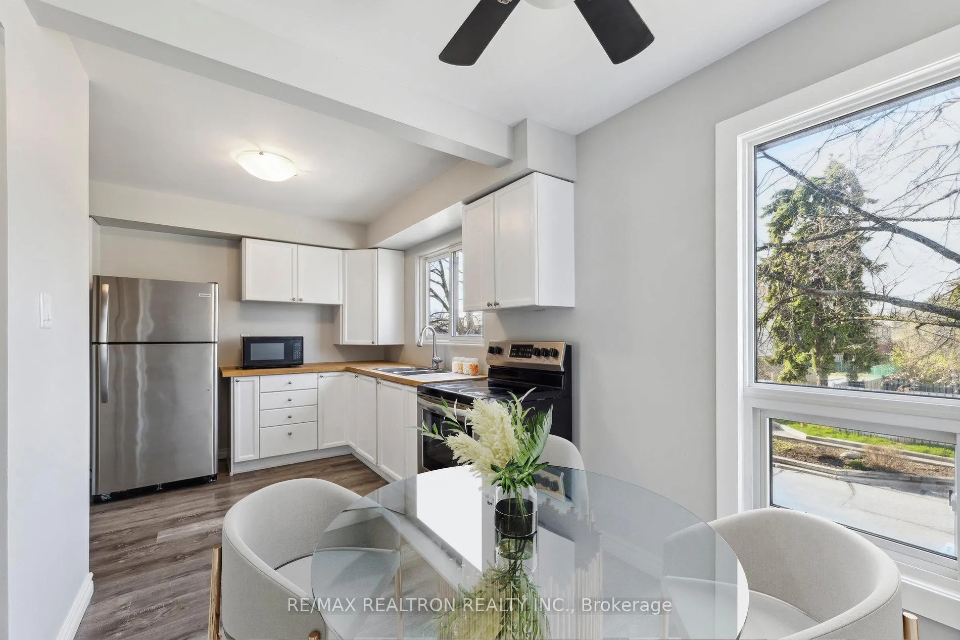 Photo 7 of Unit 31, 221 Ormond Drive, Oshawa, Samac — HOMEH