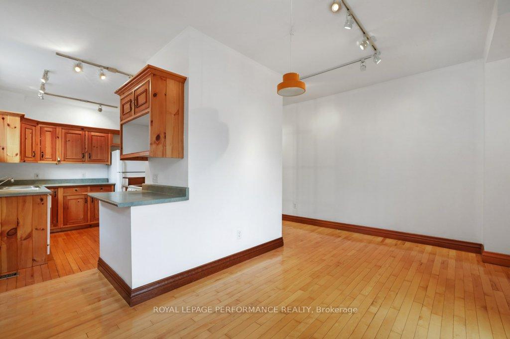 Photo 10 of 164 Sunnyside Avenue, Ottawa, Old Ottawa South/Rideau Gardens — HOMEH