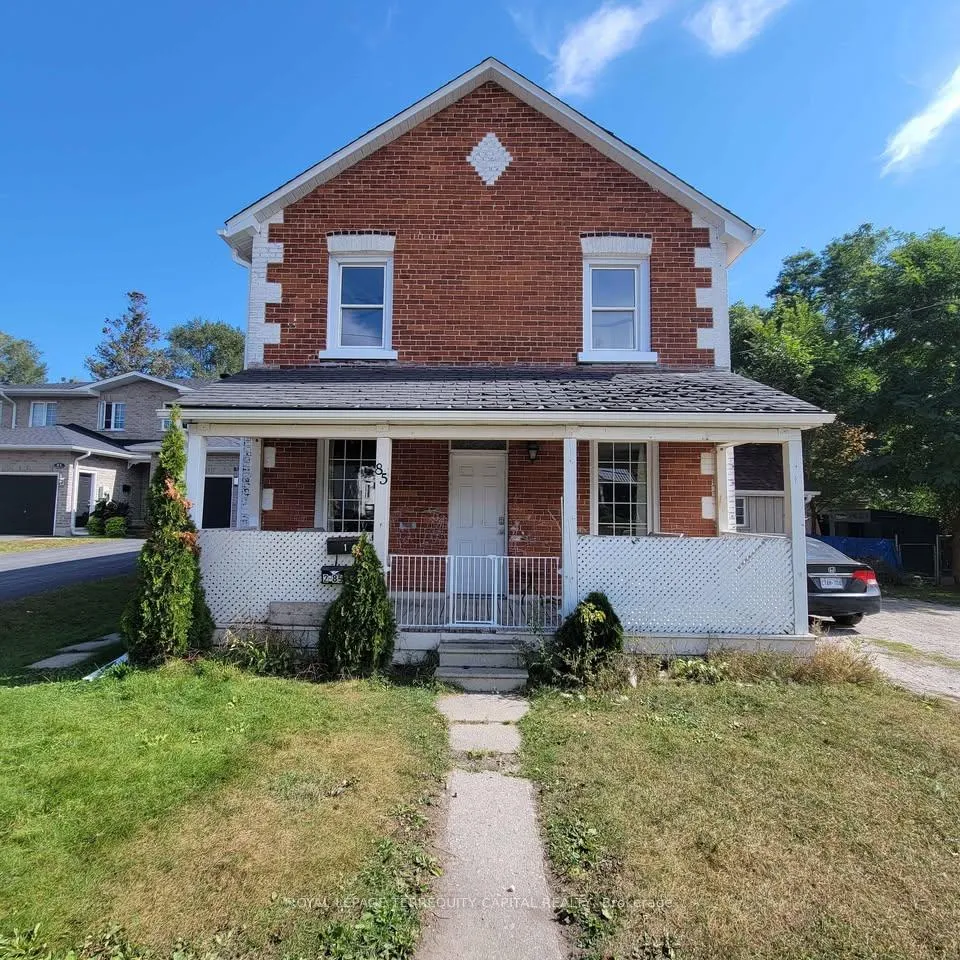 Front of Unit Upper, 85 Sanford Street