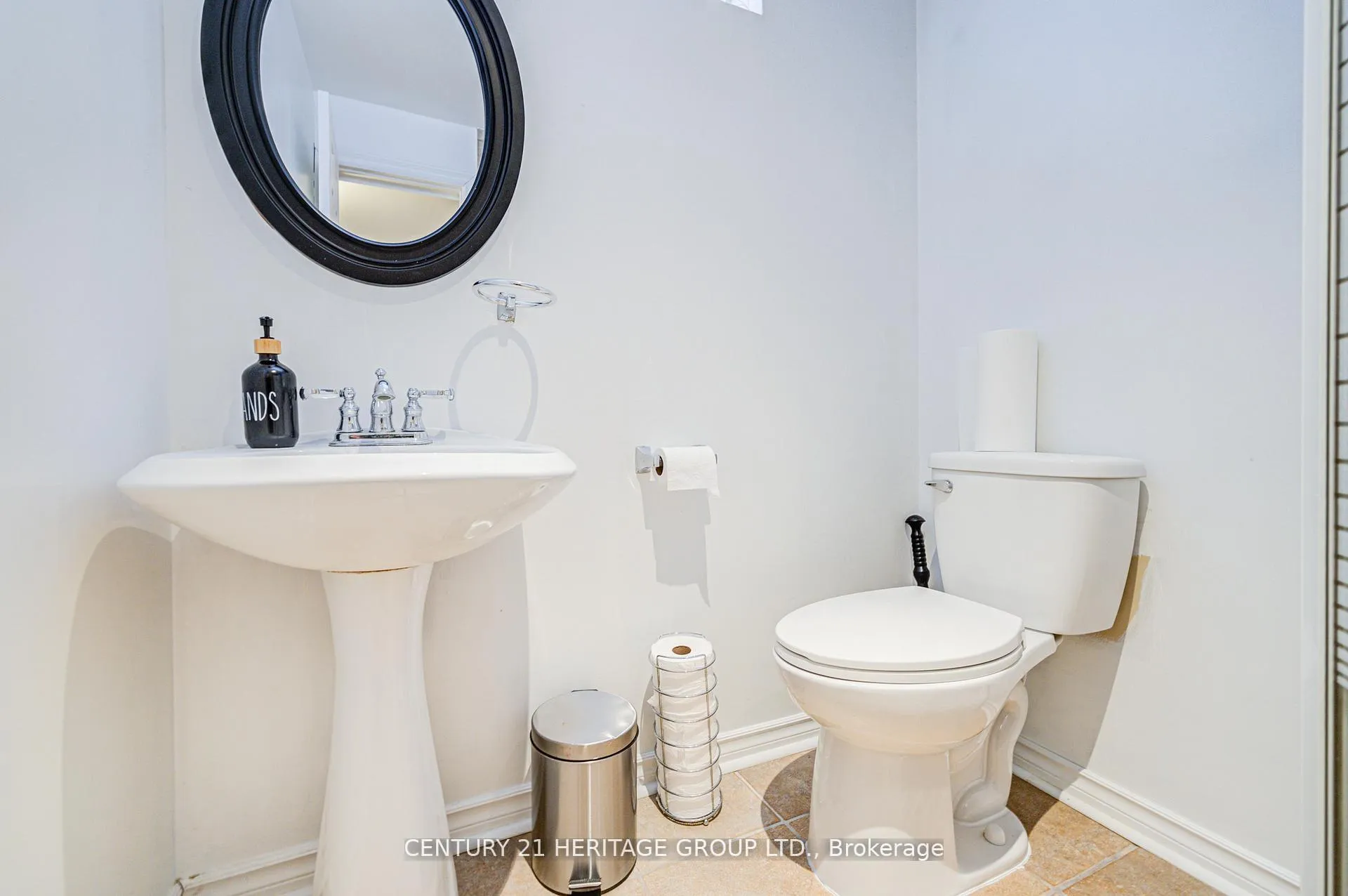 Photo 6 of 335 Vellore Avenue, Vaughan, Vellore Village — HOMEH