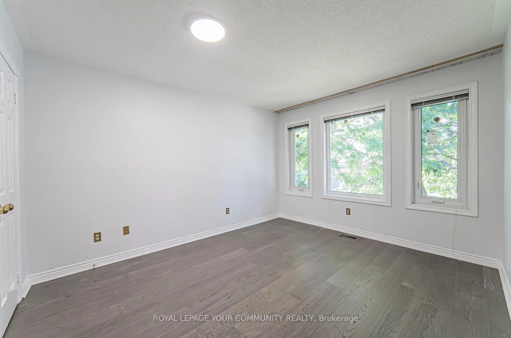 Photo 14 of 147 John Button Boulevard, Markham, Buttonville — HOMEH