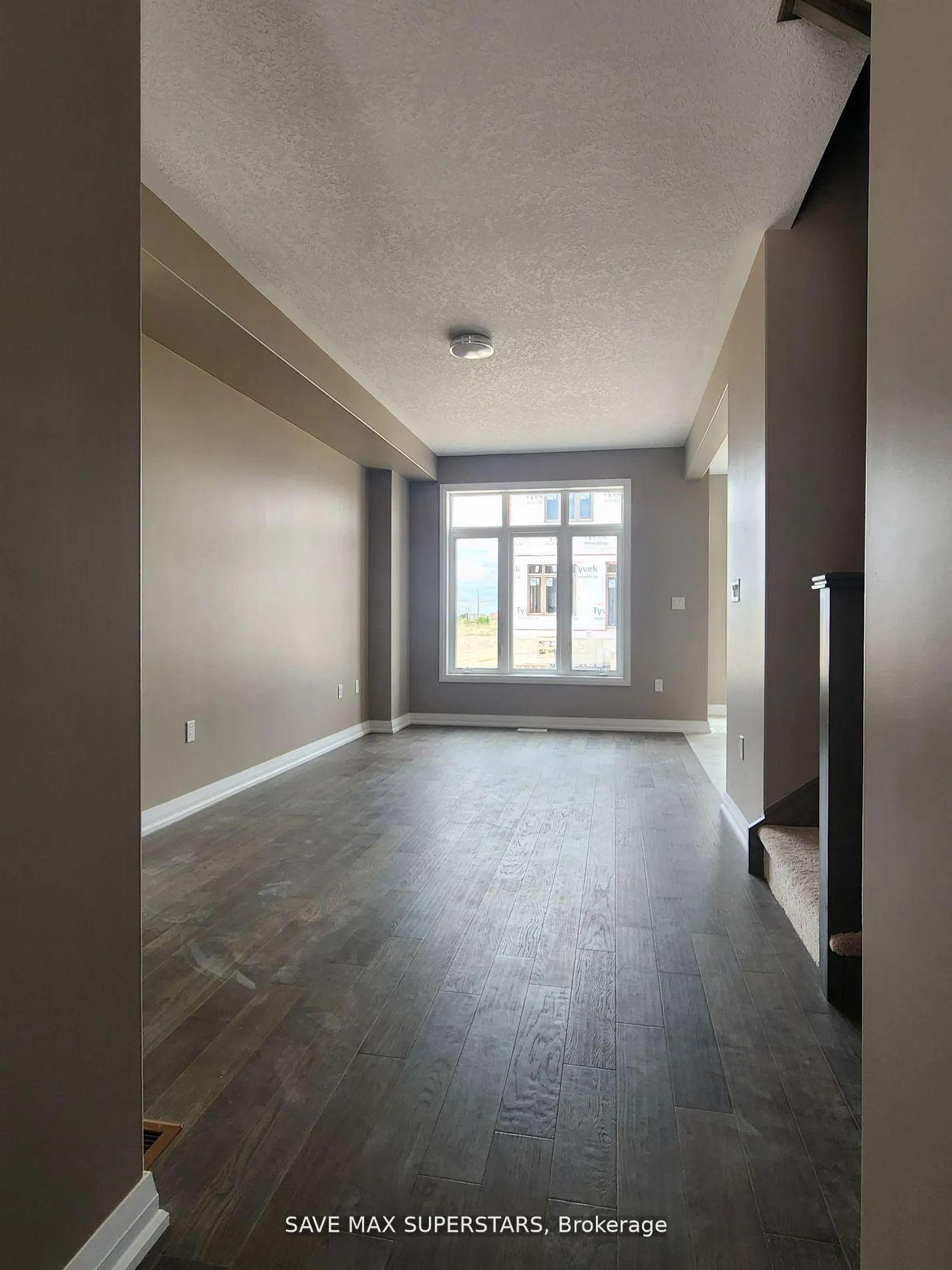 Photo 5 of 51 Copperhill Heights, Barrie, Rural Barrie Southeast — HOMEH