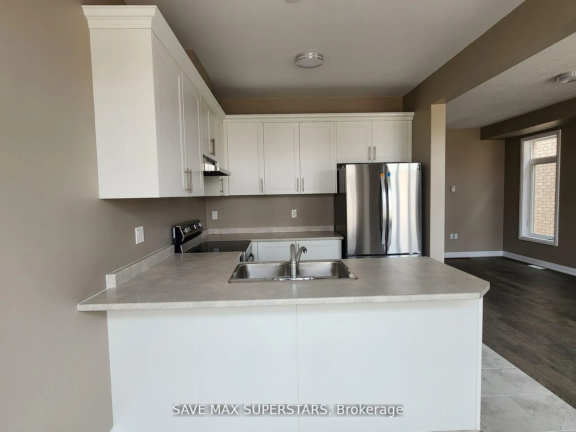 Photo 11 of 51 Copperhill Heights, Barrie, Rural Barrie Southeast — HOMEH