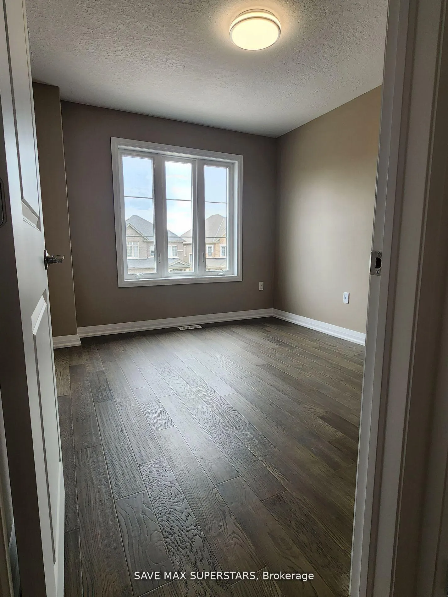 Photo 16 of 51 Copperhill Heights, Barrie, Rural Barrie Southeast — HOMEH