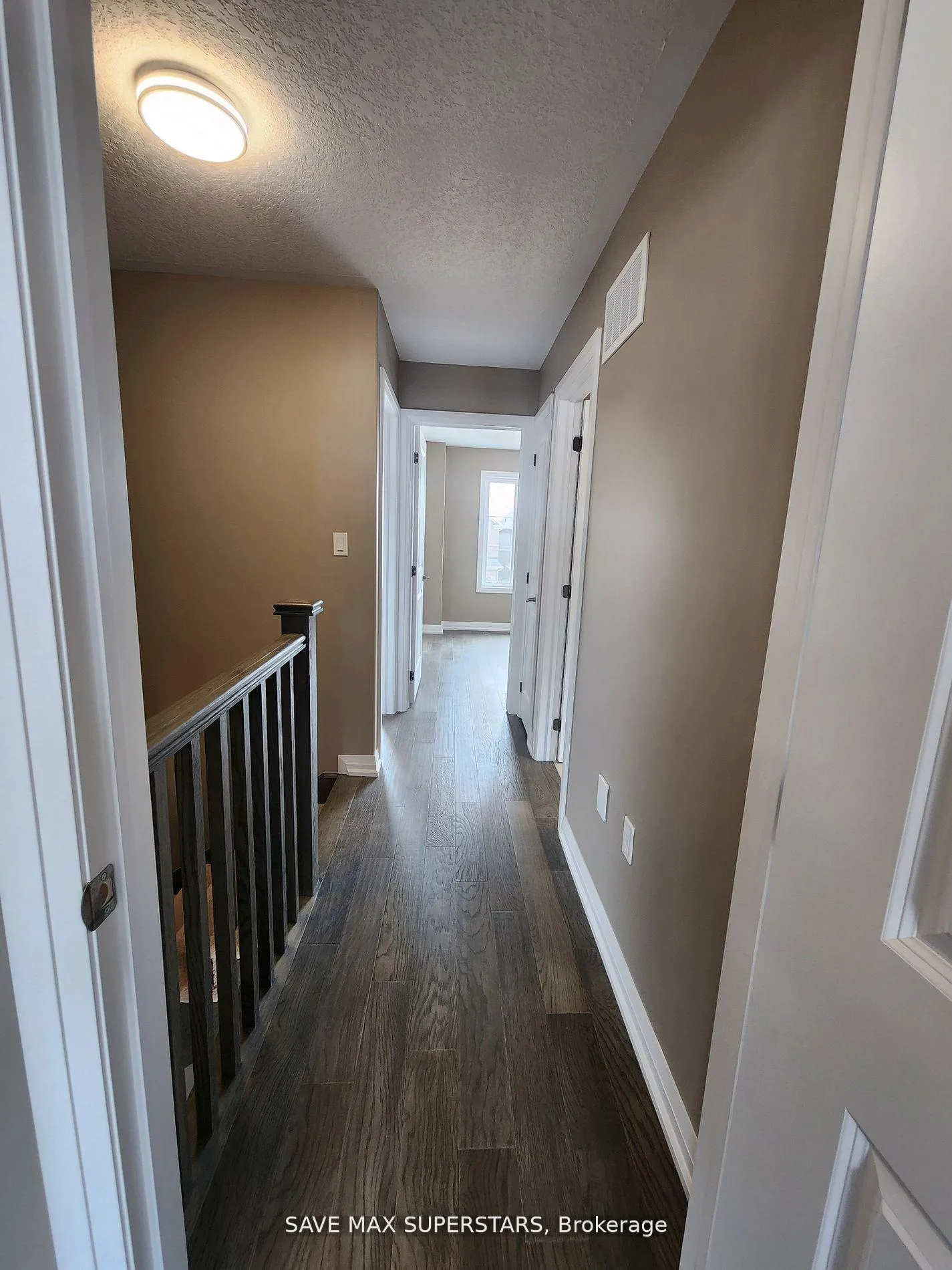 Photo 21 of 51 Copperhill Heights, Barrie, Rural Barrie Southeast — HOMEH