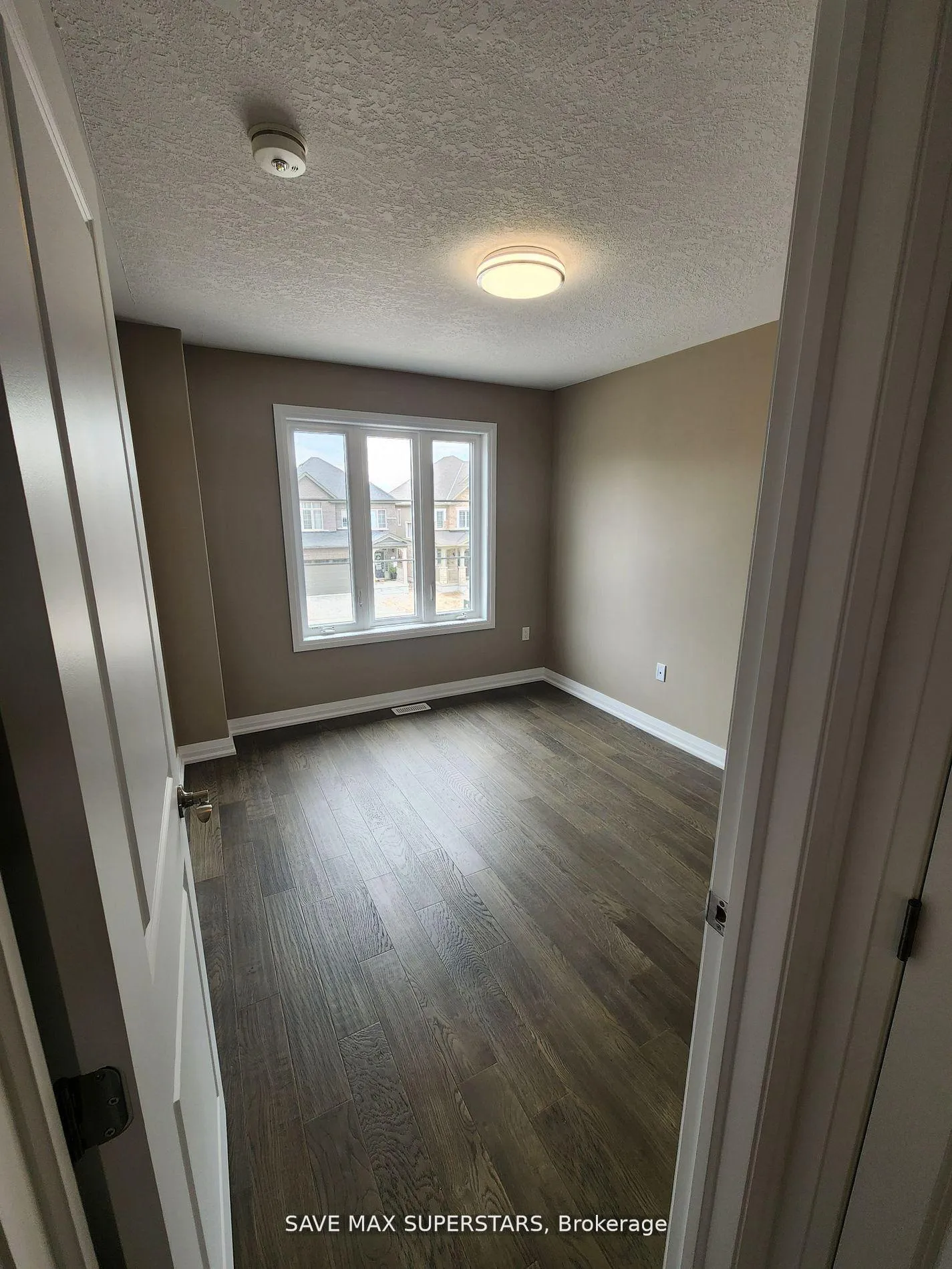 Photo 22 of 51 Copperhill Heights, Barrie, Rural Barrie Southeast — HOMEH