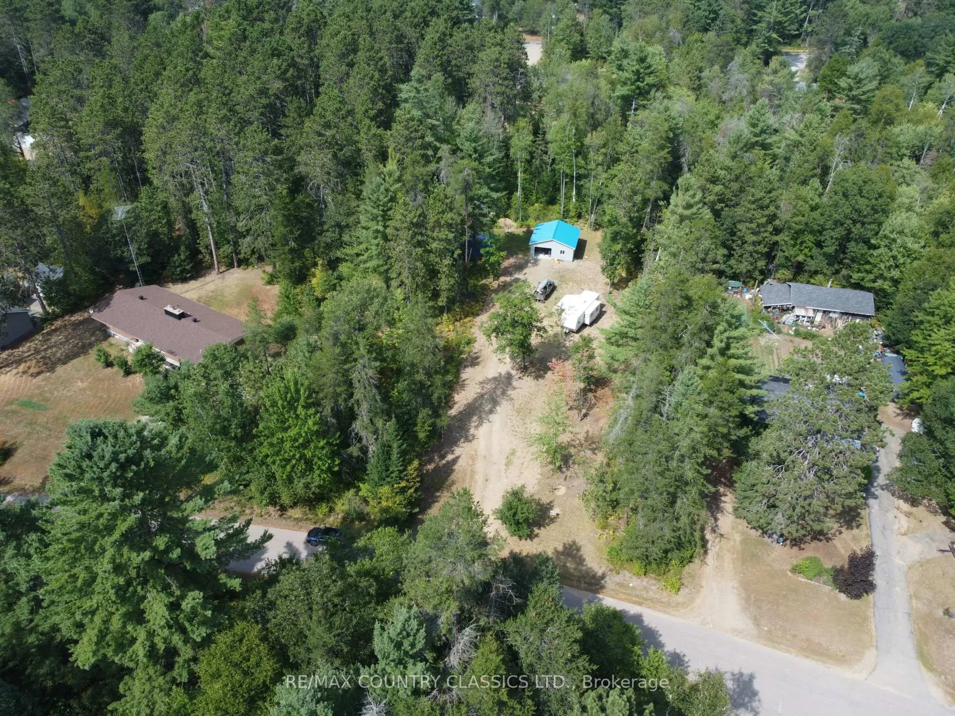 Photo 5 of 74 Murray Park Street, Madawaska Valley, Madawaska Valley — HOMEH