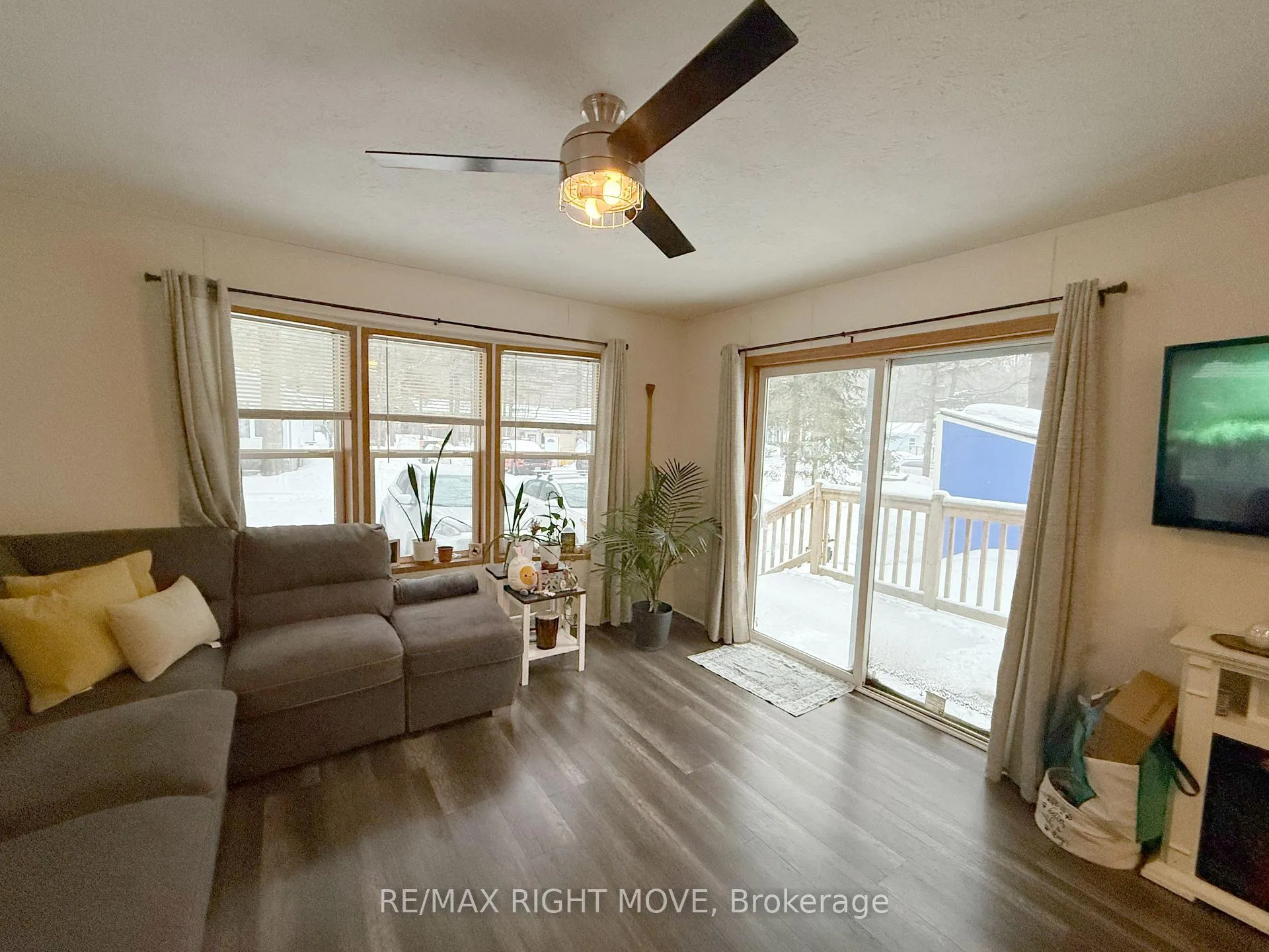 Photo 5 of 1050 4 Seasons Road, Gravenhurst, Morrison — HOMEH