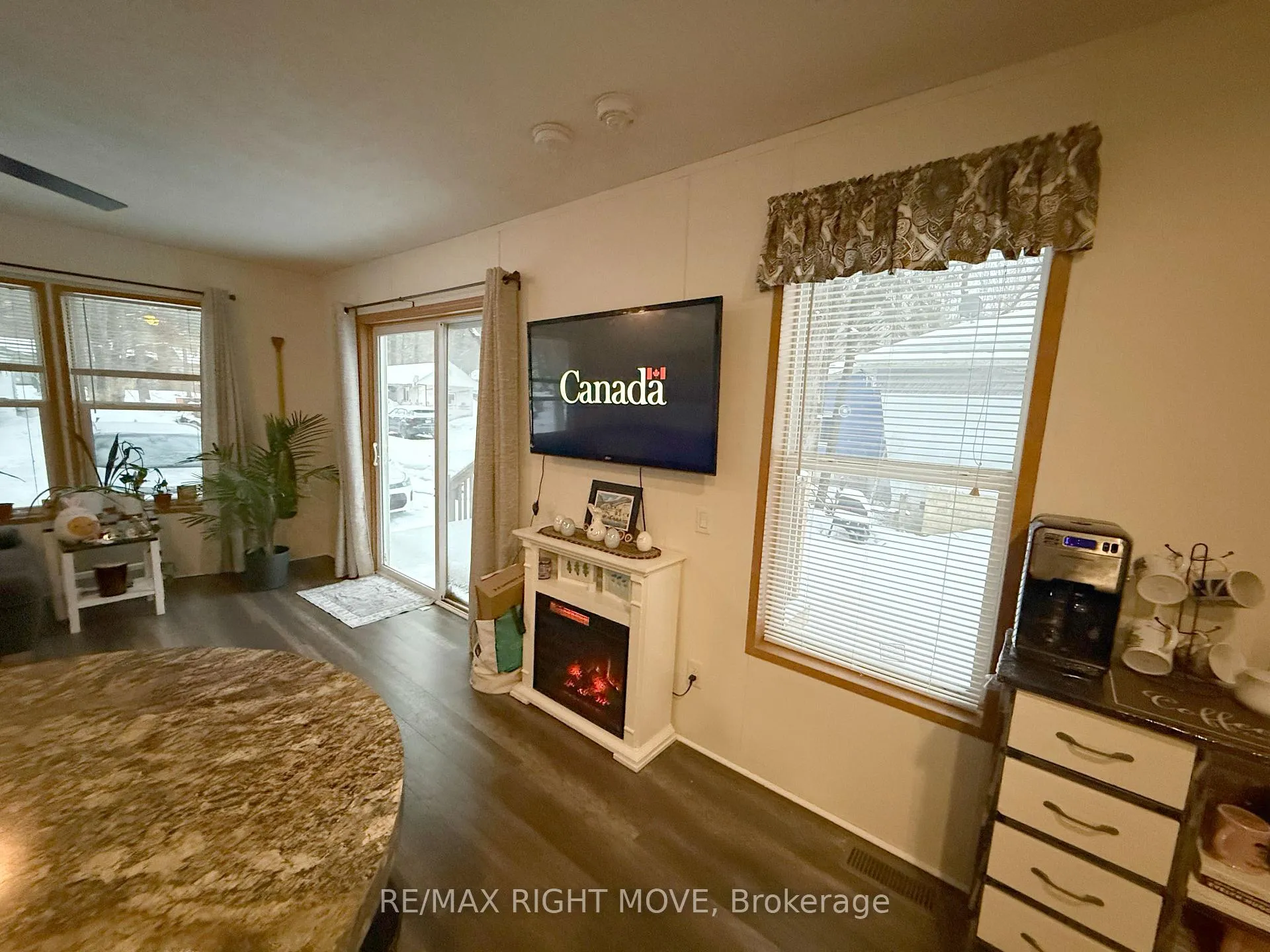 Photo 6 of 1050 4 Seasons Road, Gravenhurst, Morrison — HOMEH