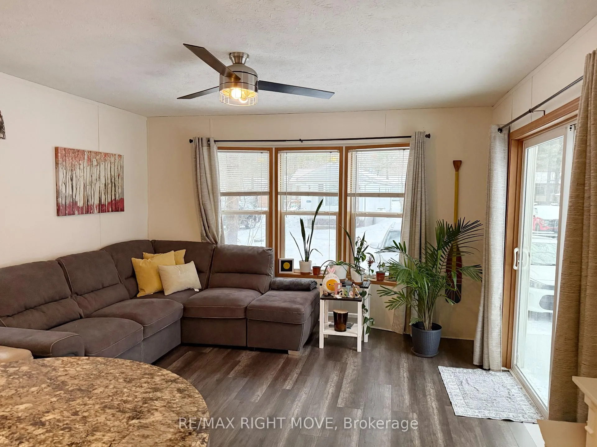 Photo 7 of 1050 4 Seasons Road, Gravenhurst, Morrison — HOMEH