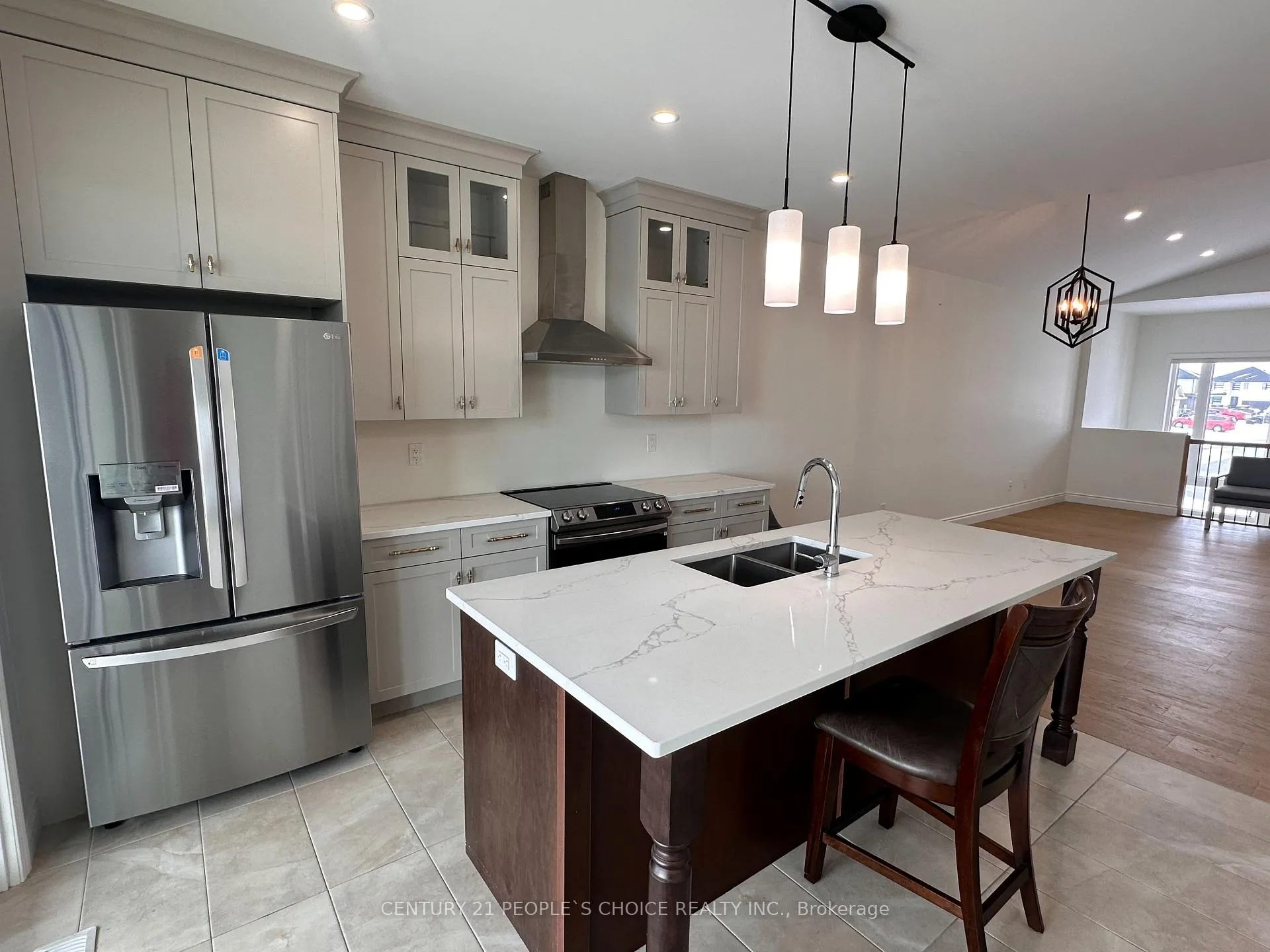 Photo 6 of Unit Main, 81 Kingsbridge Drive, Amherstburg — HOMEH