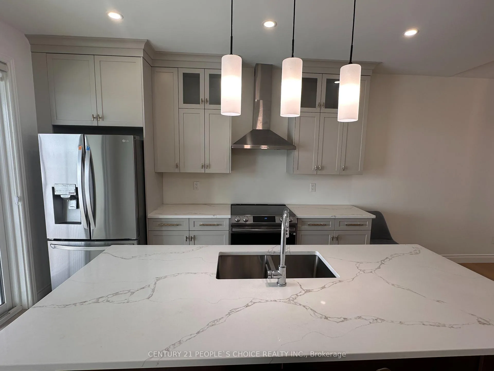 Photo 7 of Unit Main, 81 Kingsbridge Drive, Amherstburg — HOMEH