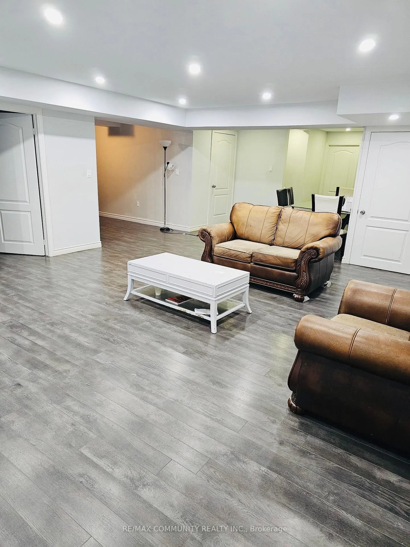 Photo 3 of 137 Hyperion Court, Oshawa, Windfields — HOMEH