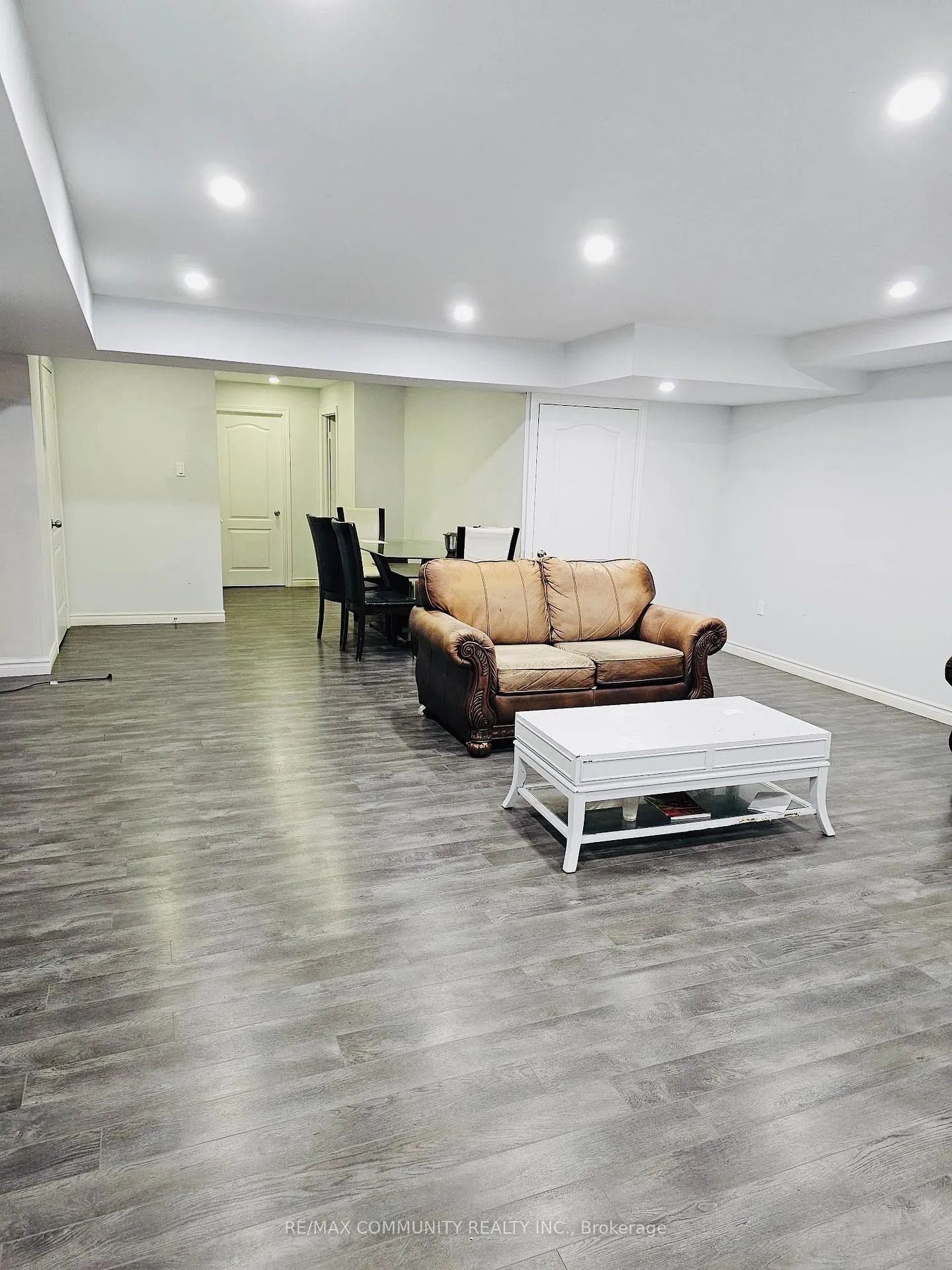 Photo 4 of 137 Hyperion Court, Oshawa, Windfields — HOMEH