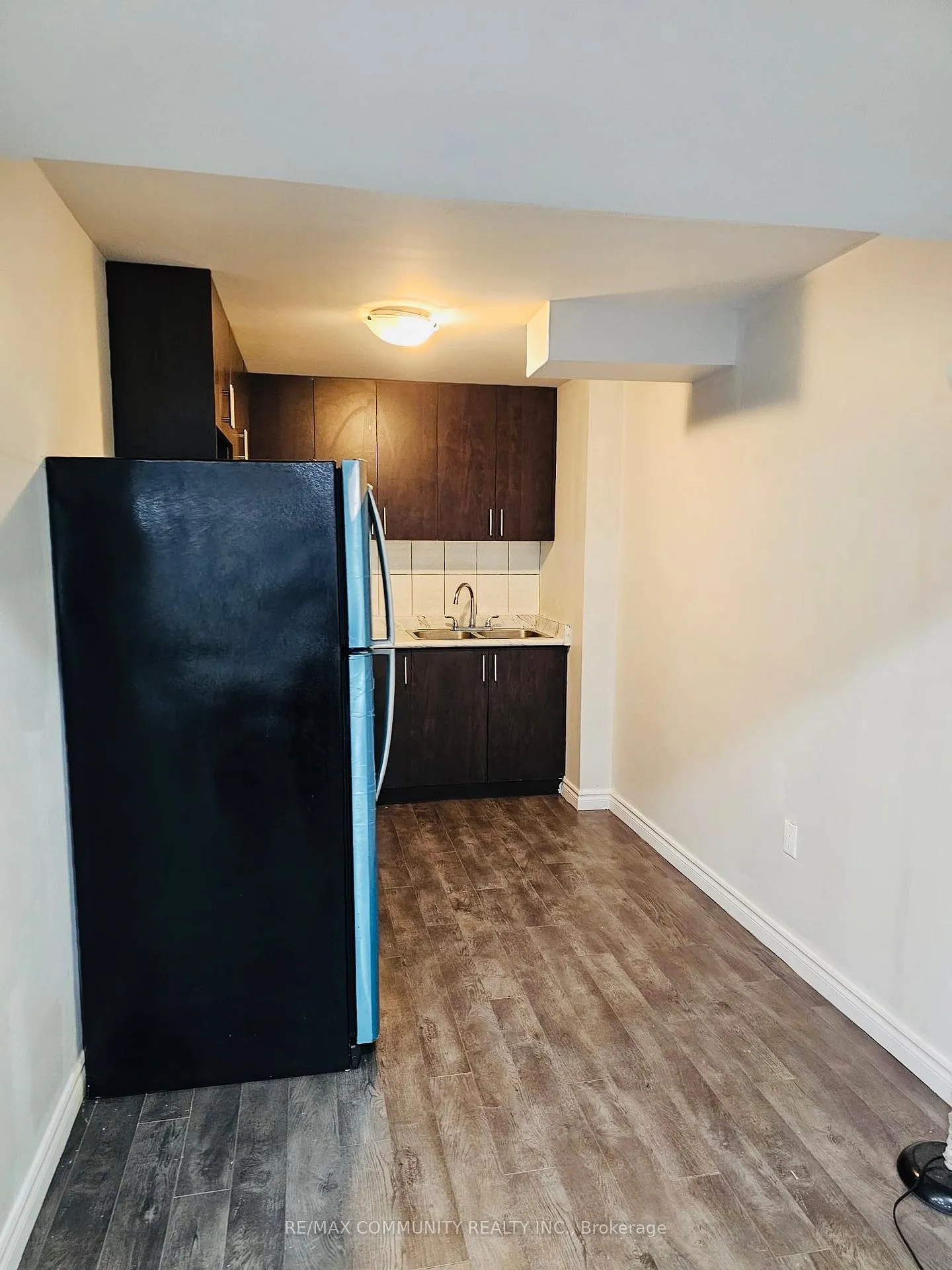 Photo 5 of 137 Hyperion Court, Oshawa, Windfields — HOMEH