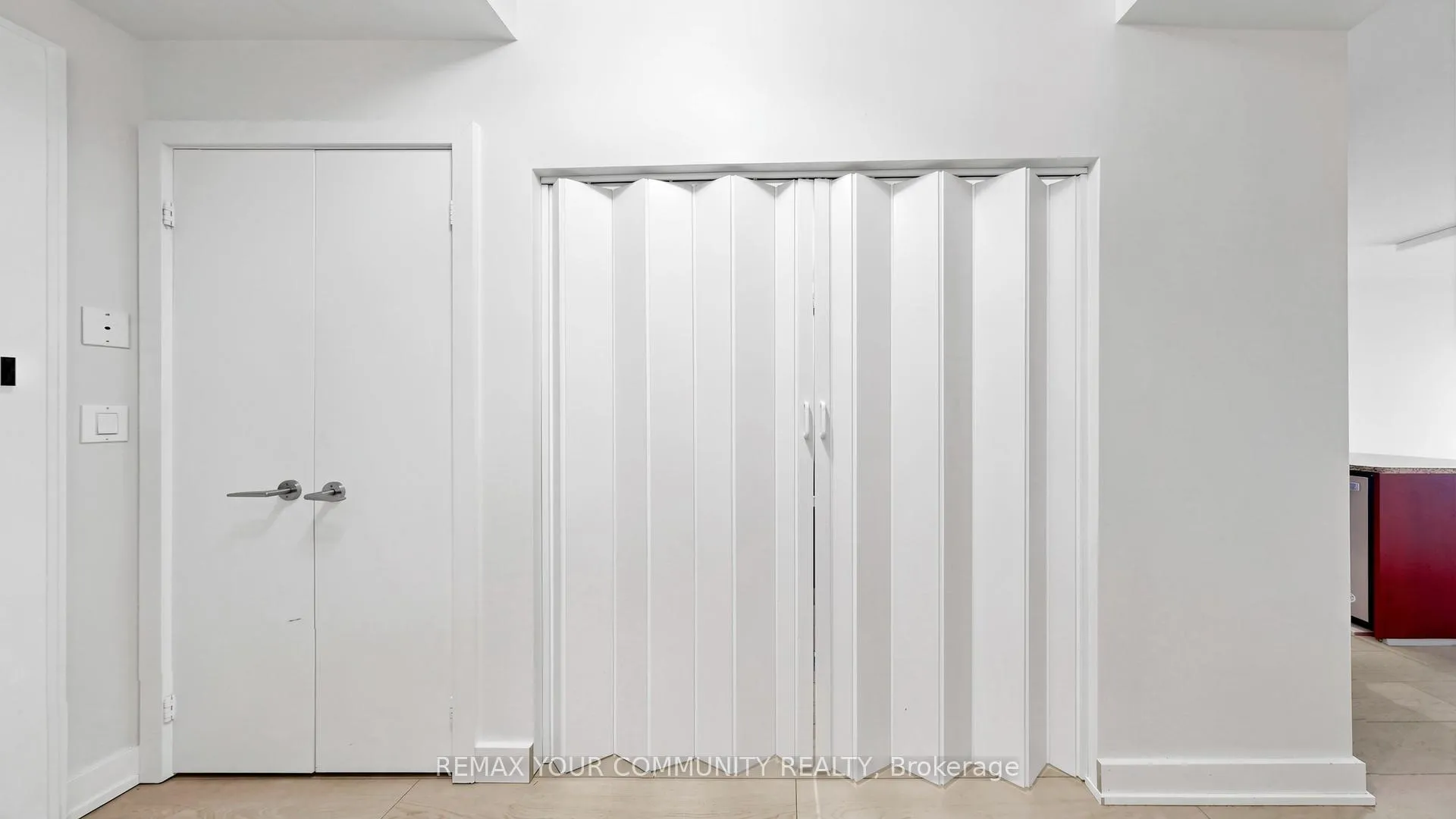 Photo 10 of Unit 310, 438 King Street W, Toronto, Waterfront Communities — HOMEH