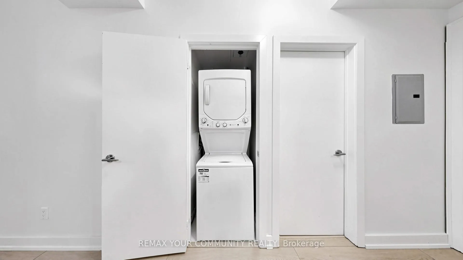 Photo 14 of Unit 310, 438 King Street W, Toronto, Waterfront Communities — HOMEH
