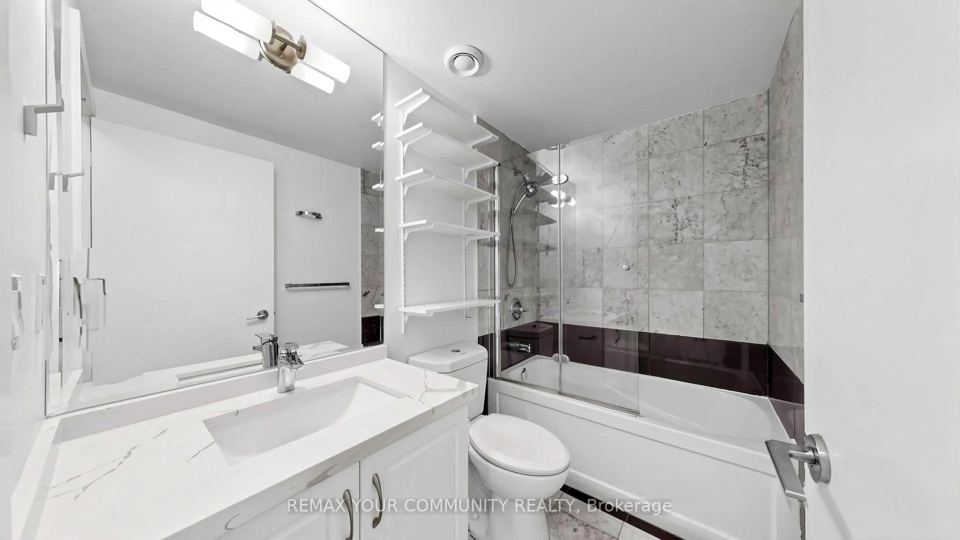 Photo 25 of Unit 310, 438 King Street W, Toronto, Waterfront Communities — HOMEH