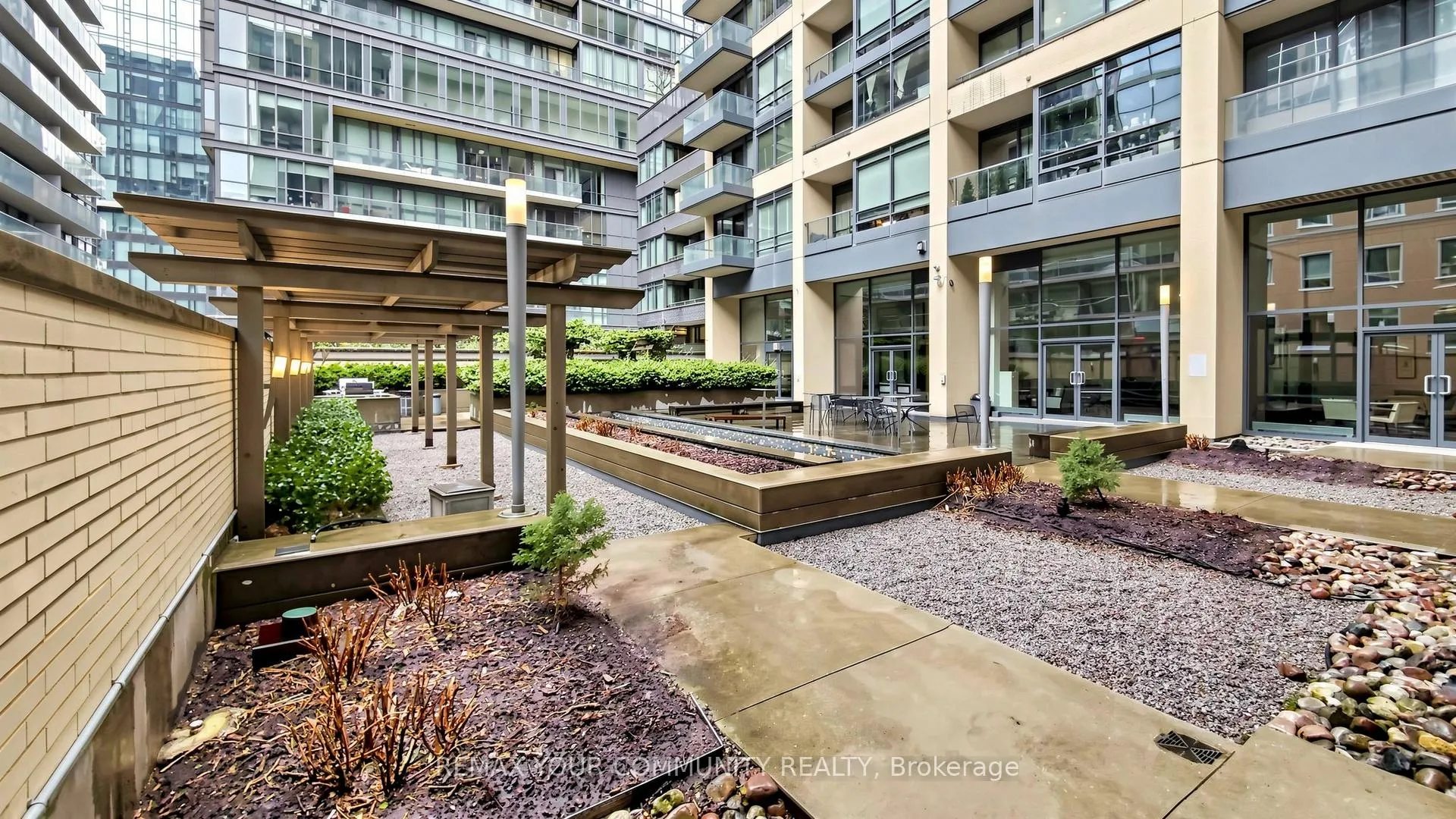 Photo 33 of Unit 310, 438 King Street W, Toronto, Waterfront Communities — HOMEH
