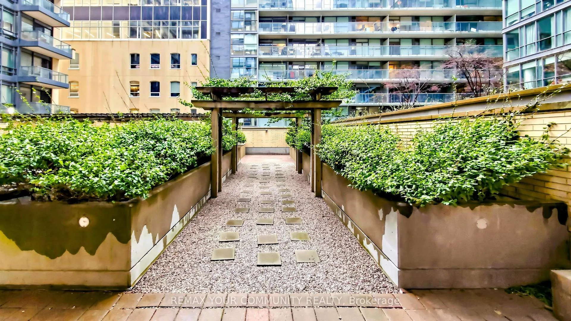 Photo 36 of Unit 310, 438 King Street W, Toronto, Waterfront Communities — HOMEH