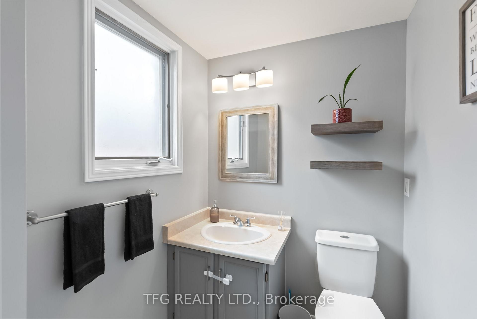 Photo 13 of 2 Goldpine Avenue, Clarington, Courtice — HOMEH