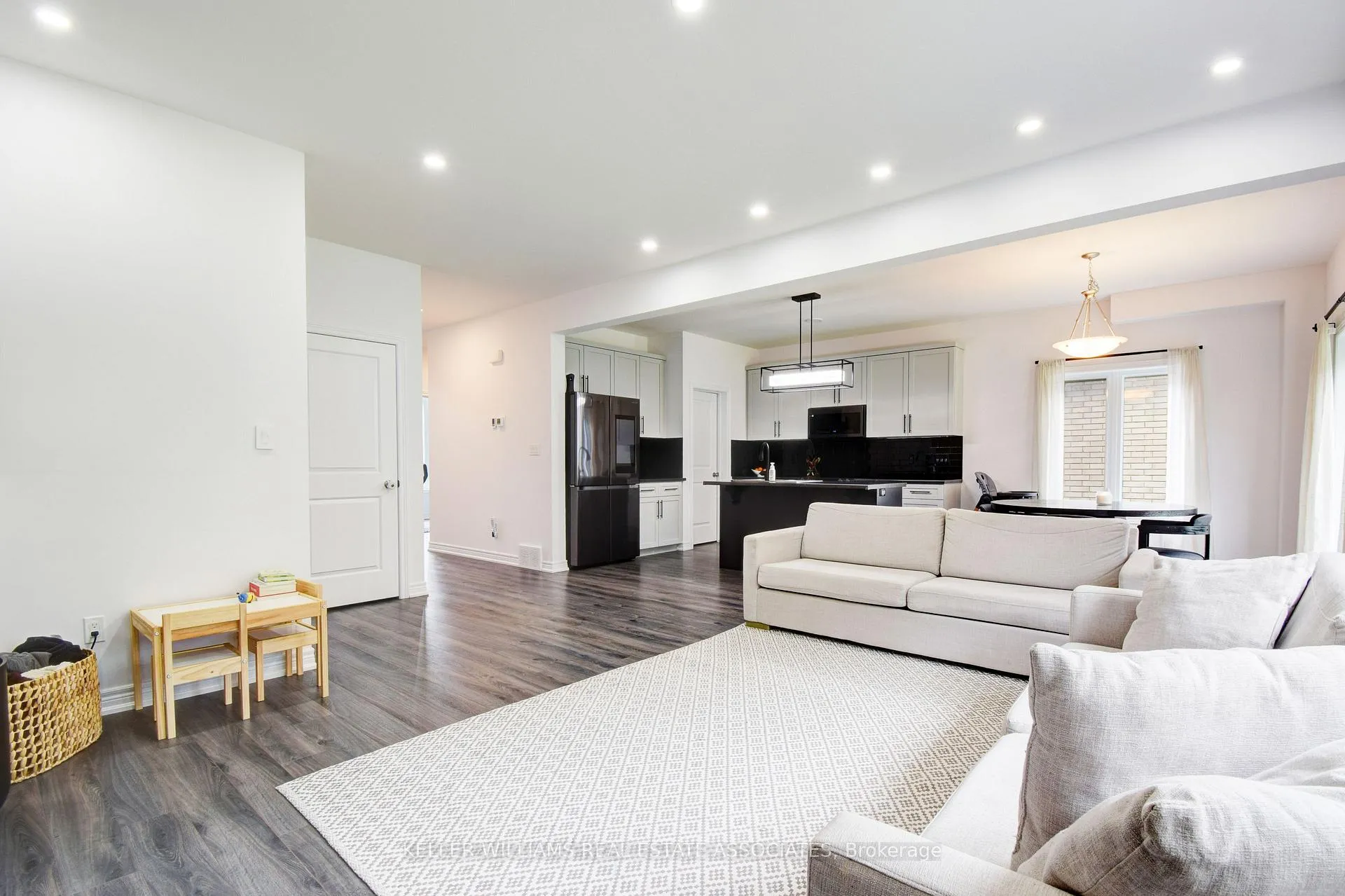 Photo 9 of 150 Eccles Avenue, West Grey — HOMEH
