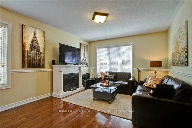 Photo 2 of 30 Decatur Place, Whitby, Pringle Creek — HOMEH