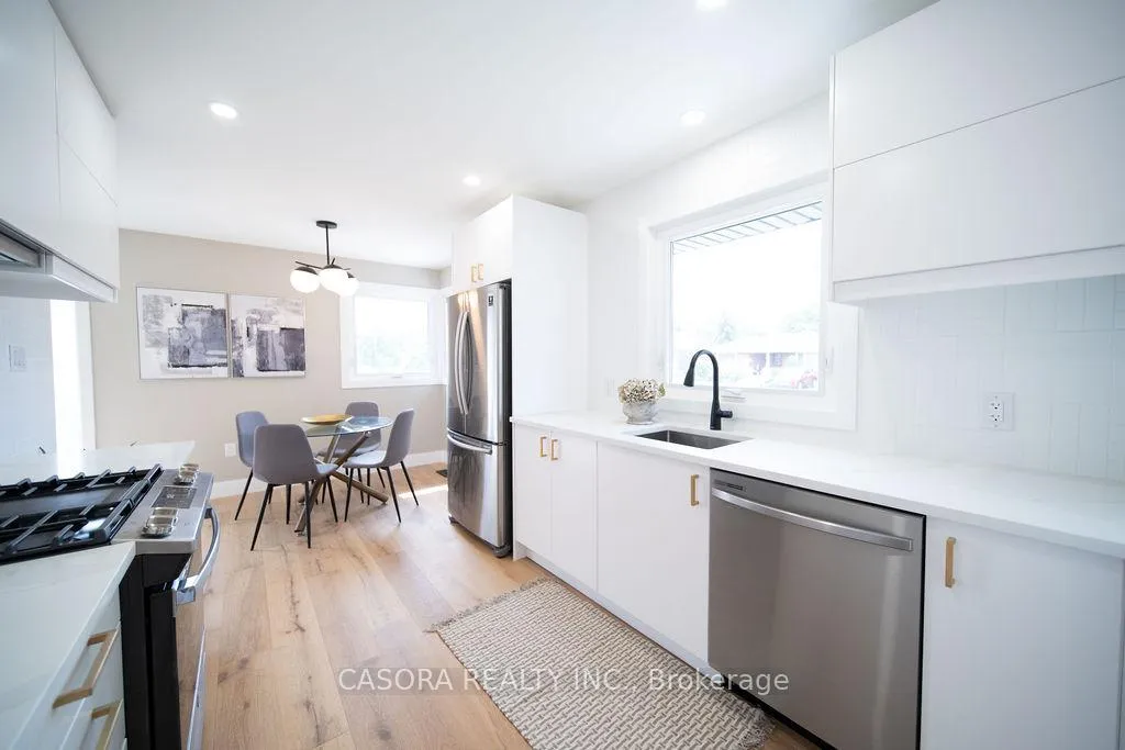 Photo 8 of Unit 1, 107 Delmar Drive, Hamilton, Buchanan — HOMEH
