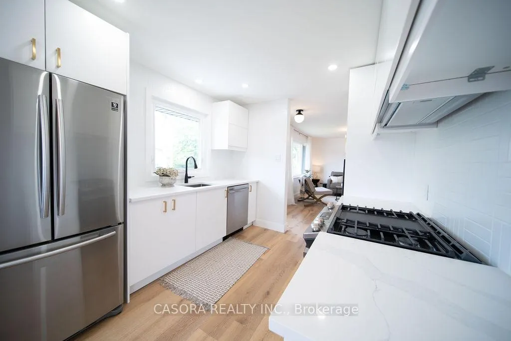 Photo 9 of Unit 1, 107 Delmar Drive, Hamilton, Buchanan — HOMEH