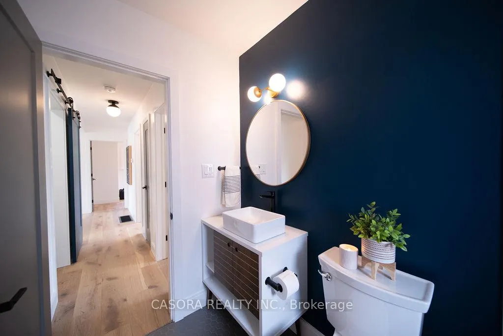 Photo 15 of Unit 1, 107 Delmar Drive, Hamilton, Buchanan — HOMEH