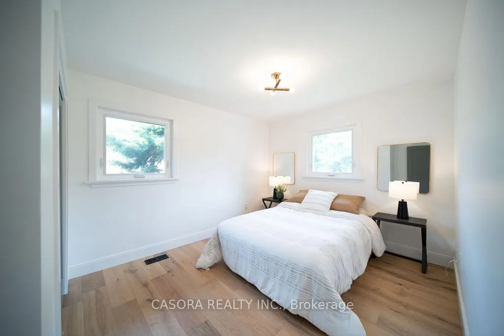 Photo 21 of Unit 1, 107 Delmar Drive, Hamilton, Buchanan — HOMEH