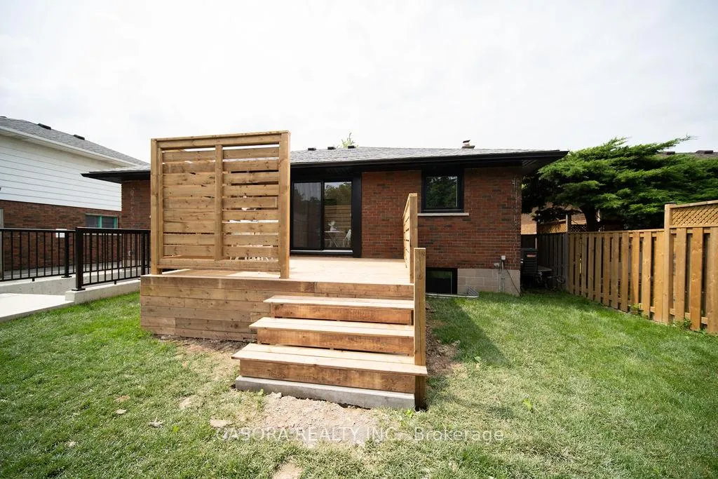 Photo 27 of Unit 1, 107 Delmar Drive, Hamilton, Buchanan — HOMEH