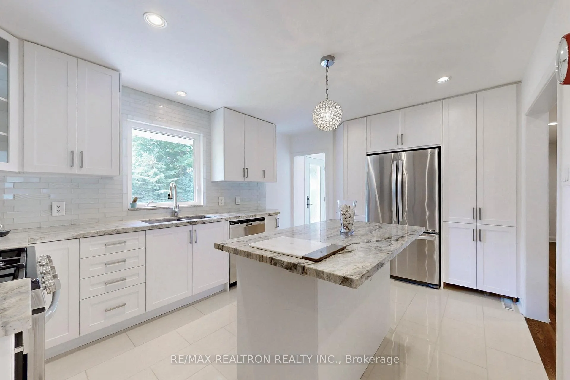 Photo 15 of 27 Naylon Street, Vaughan, Maple — HOMEH