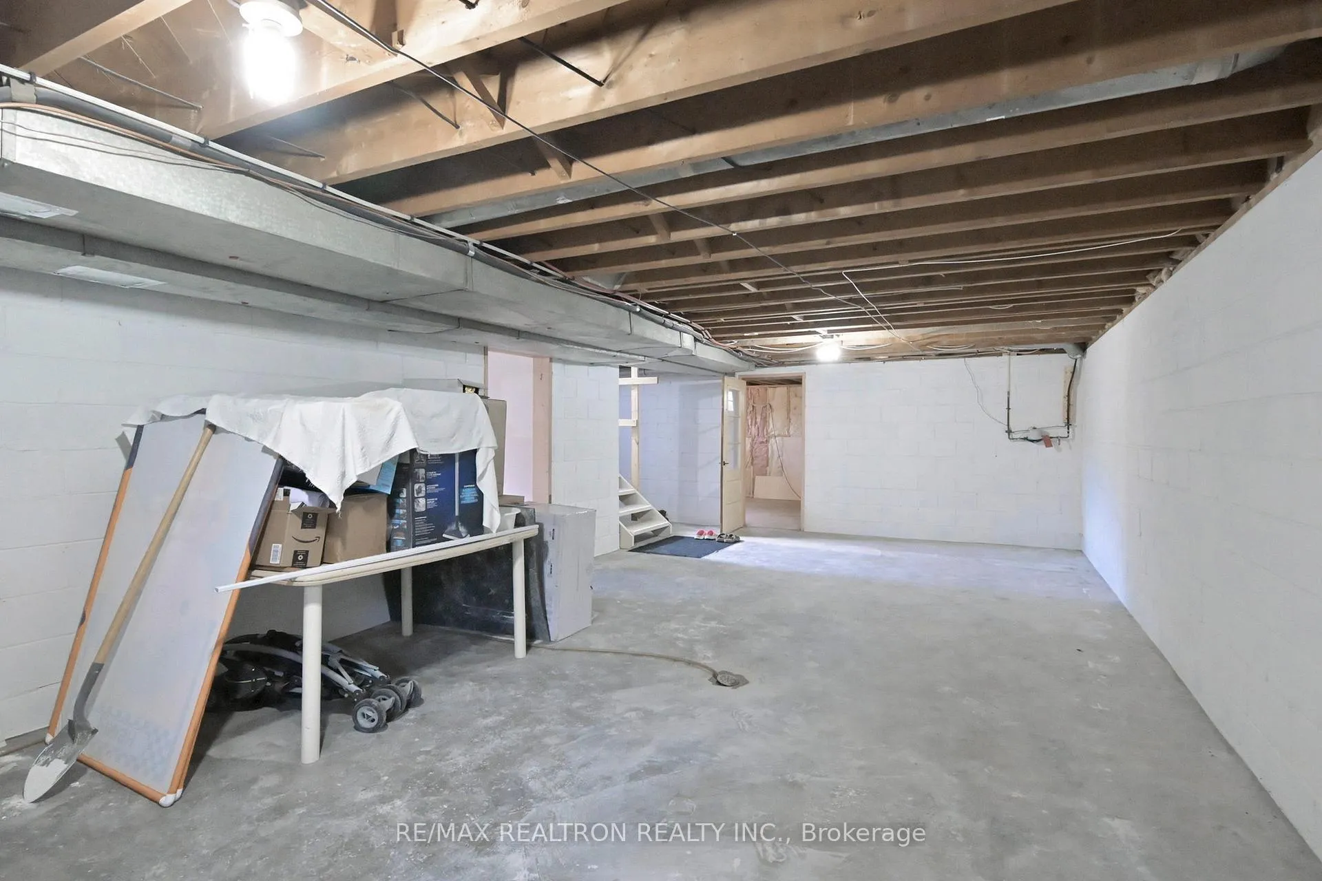 Photo 34 of 27 Naylon Street, Vaughan, Maple — HOMEH