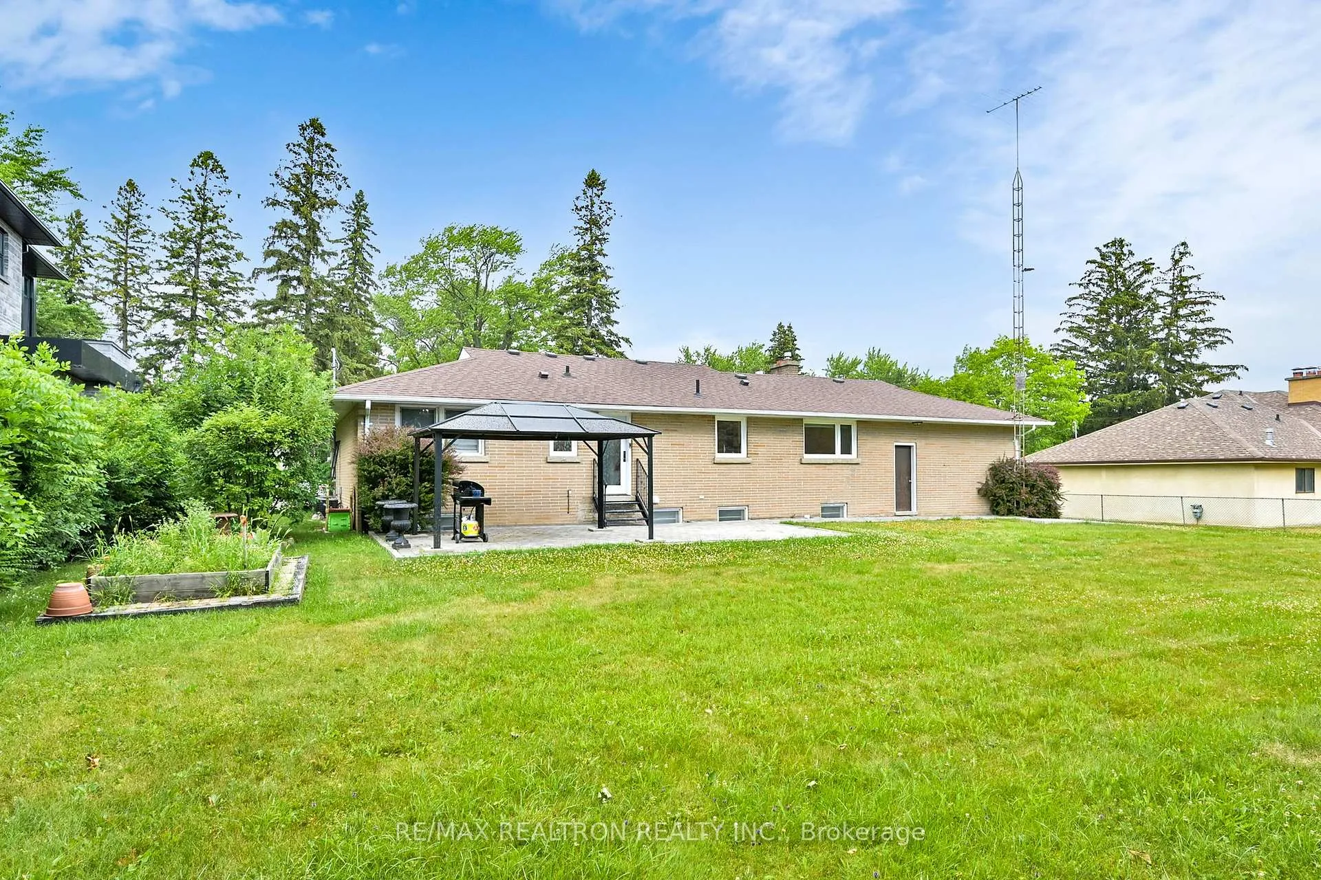 Photo 39 of 27 Naylon Street, Vaughan, Maple — HOMEH