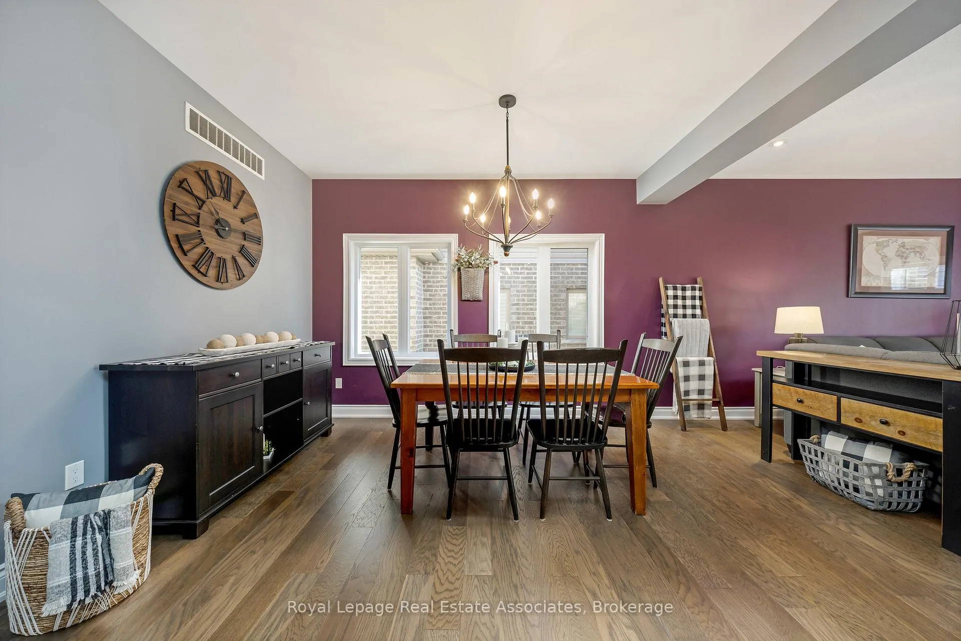 Photo 5 of 25 Chestnut Drive, Guelph/Eramosa, Rockwood — HOMEH