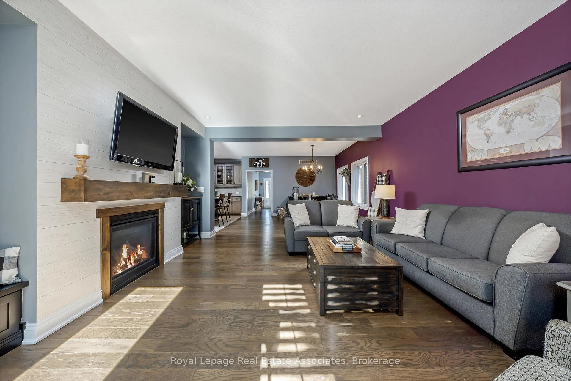 Photo 10 of 25 Chestnut Drive, Guelph/Eramosa, Rockwood — HOMEH