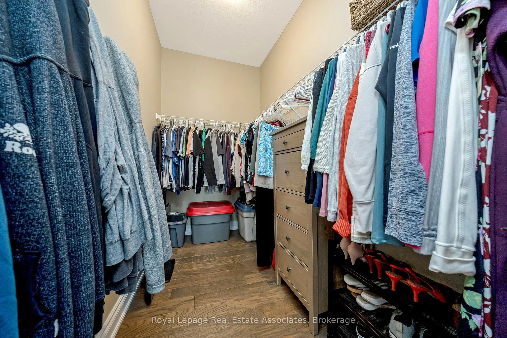 Photo 24 of 25 Chestnut Drive, Guelph/Eramosa, Rockwood — HOMEH