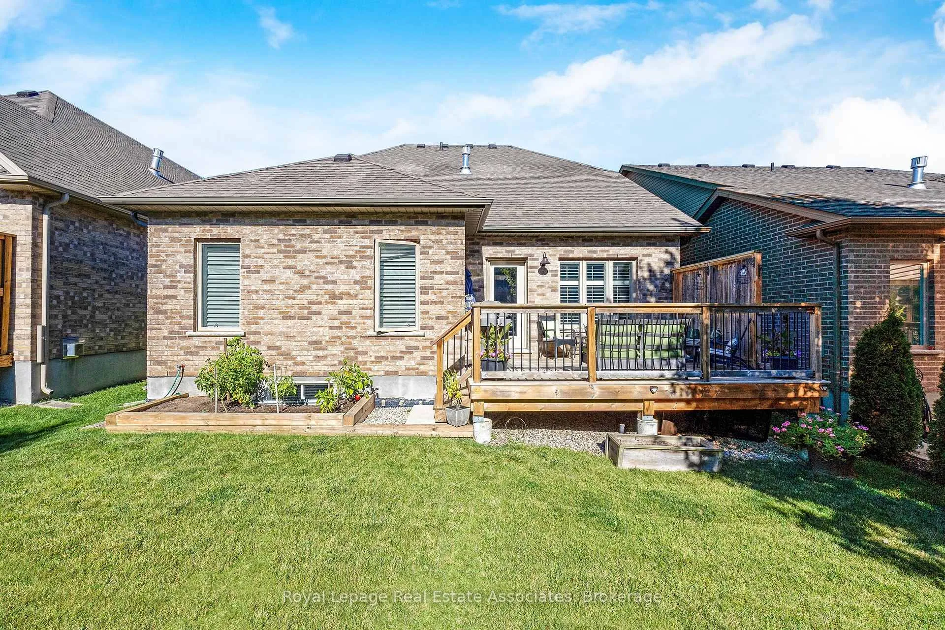 Photo 33 of 25 Chestnut Drive, Guelph/Eramosa, Rockwood — HOMEH