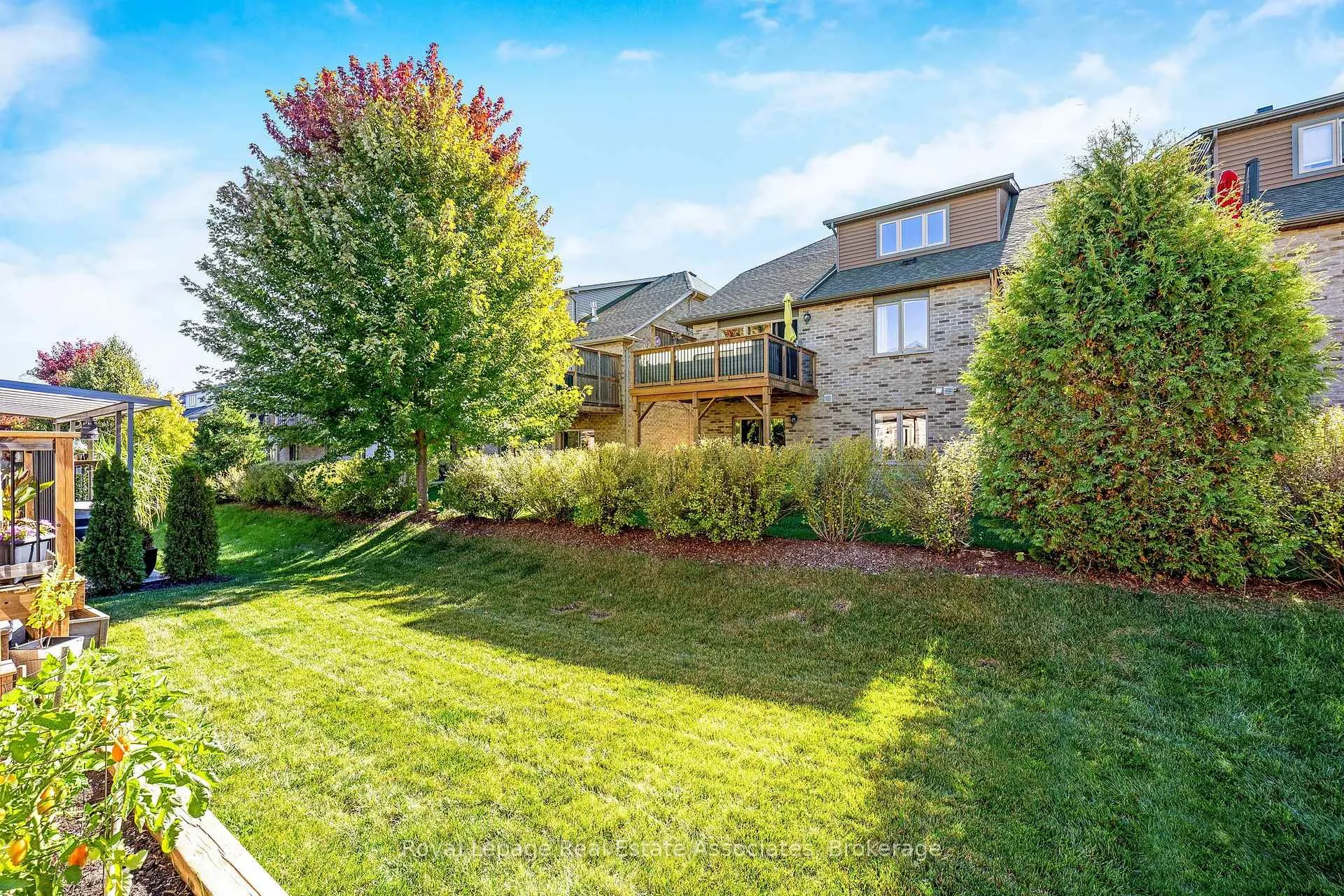 Photo 36 of 25 Chestnut Drive, Guelph/Eramosa, Rockwood — HOMEH