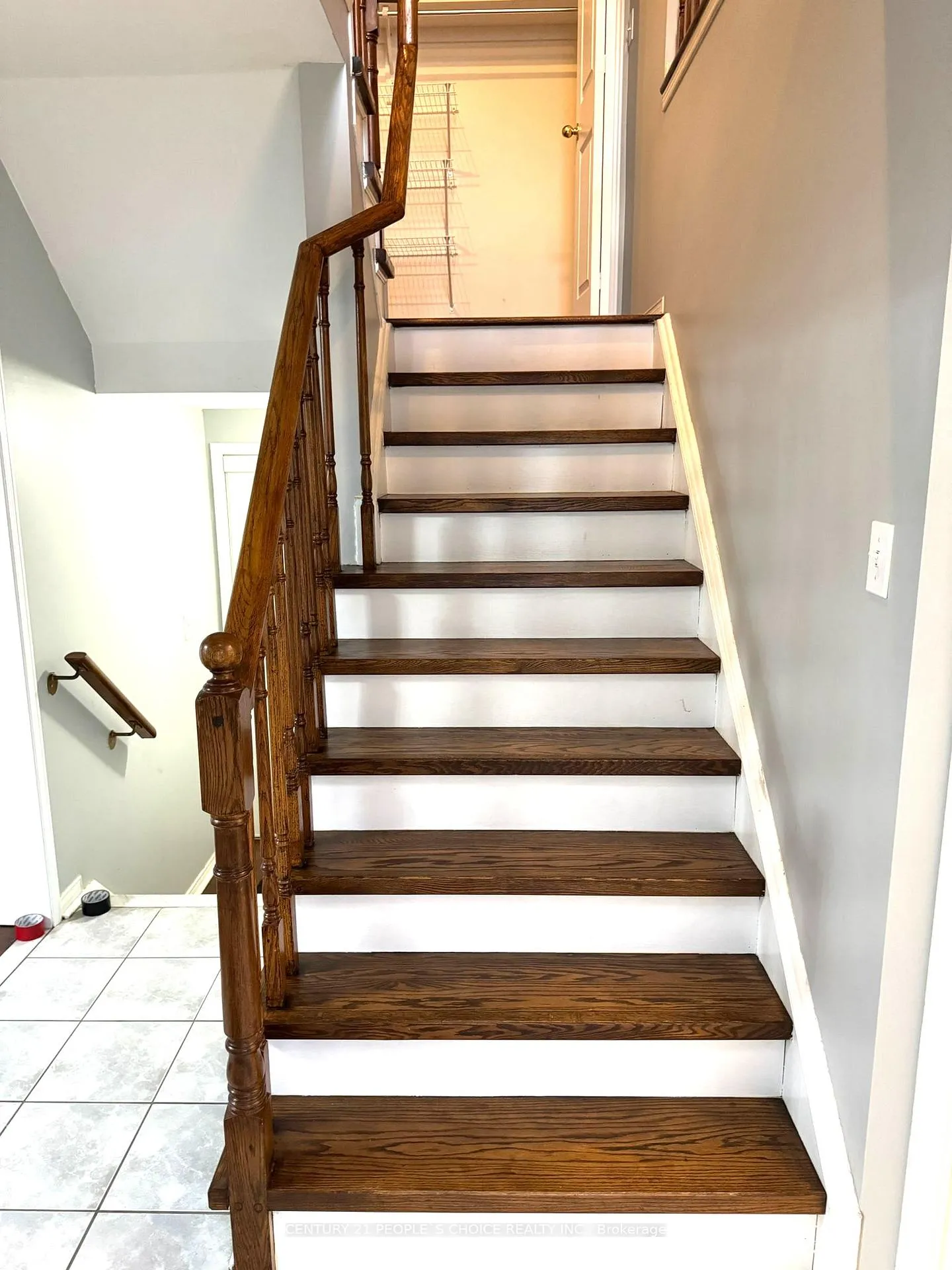 Photo 15 of 146 Stokely Crescent, Whitby, Downtown Whitby — HOMEH