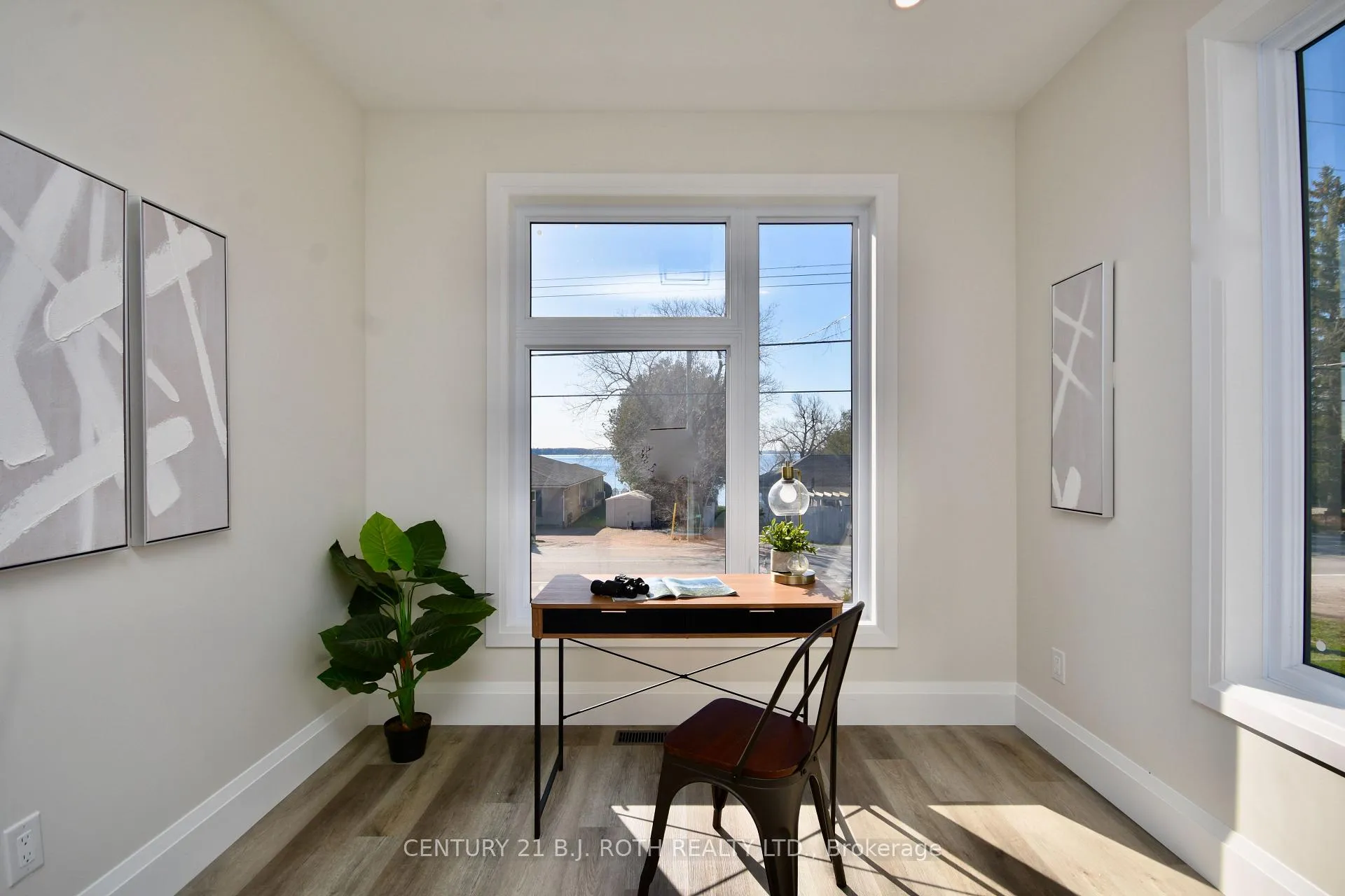 Photo 9 of 1411 Maple Way, Innisfil, Rural Innisfil — HOMEH