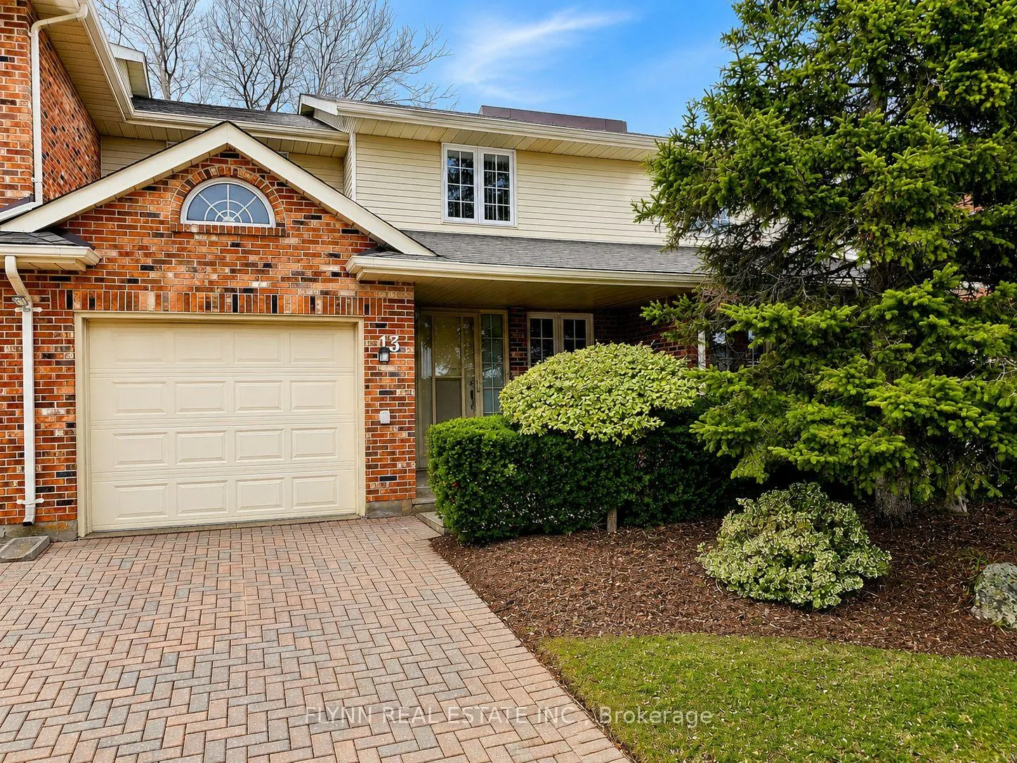 Photo 1 of Unit 13, 2720 Mewburn Road, Niagara Falls, Casey — HOMEH