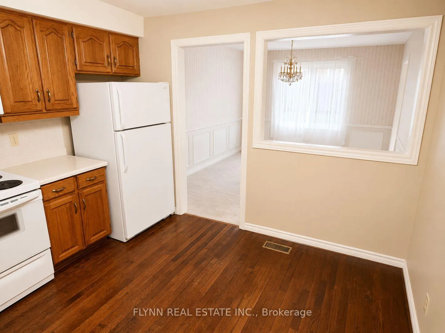 Photo 6 of Unit 13, 2720 Mewburn Road, Niagara Falls, Casey — HOMEH