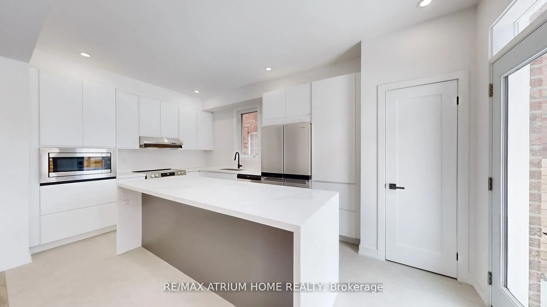 Photo 5 of 76 Cardrew Street, Markham, Cornell — HOMEH
