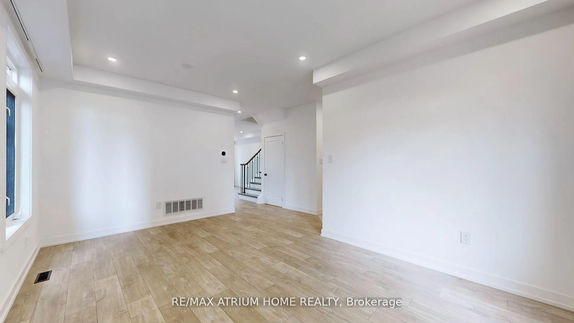 Photo 9 of 76 Cardrew Street, Markham, Cornell — HOMEH
