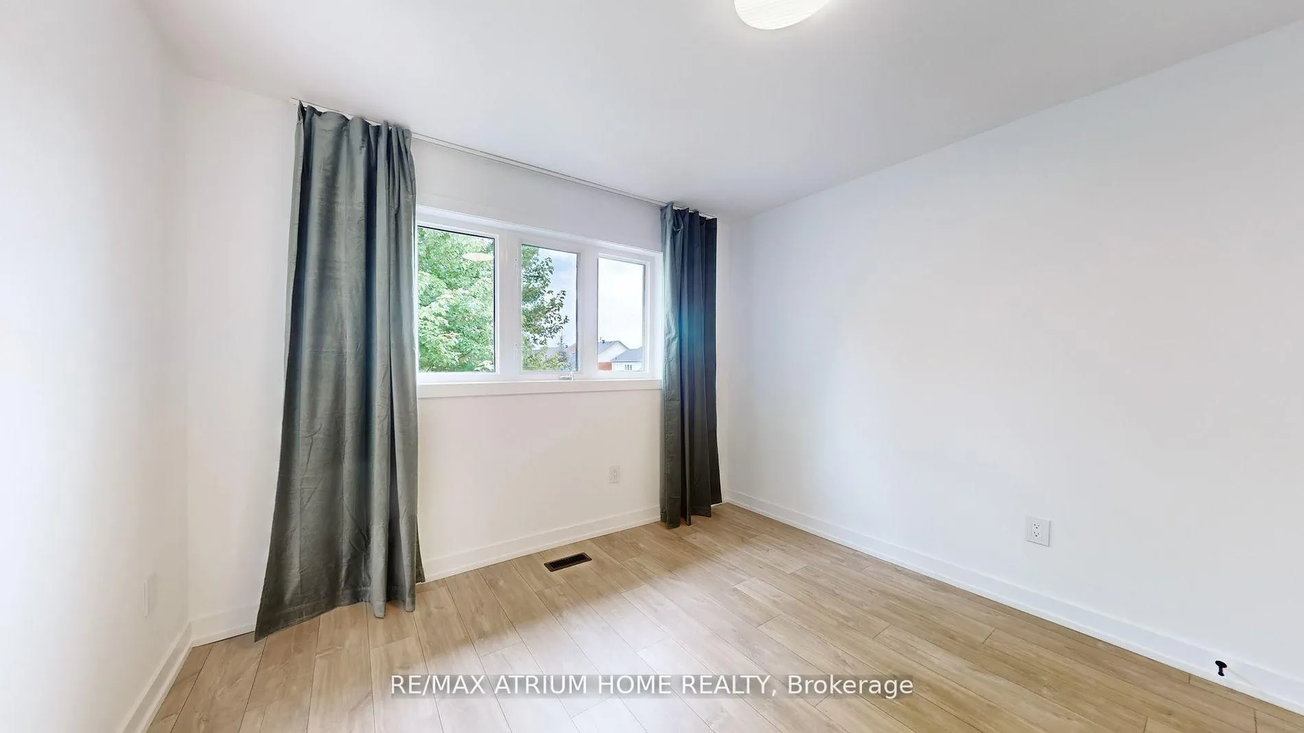 Photo 18 of 76 Cardrew Street, Markham, Cornell — HOMEH