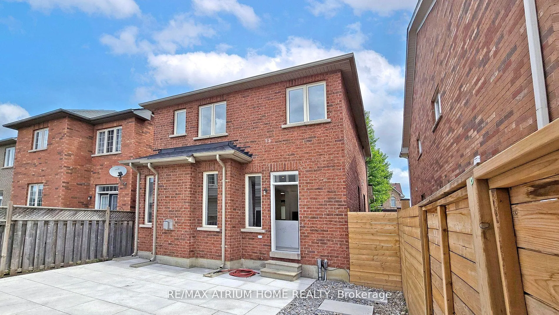 Photo 34 of 76 Cardrew Street, Markham, Cornell — HOMEH
